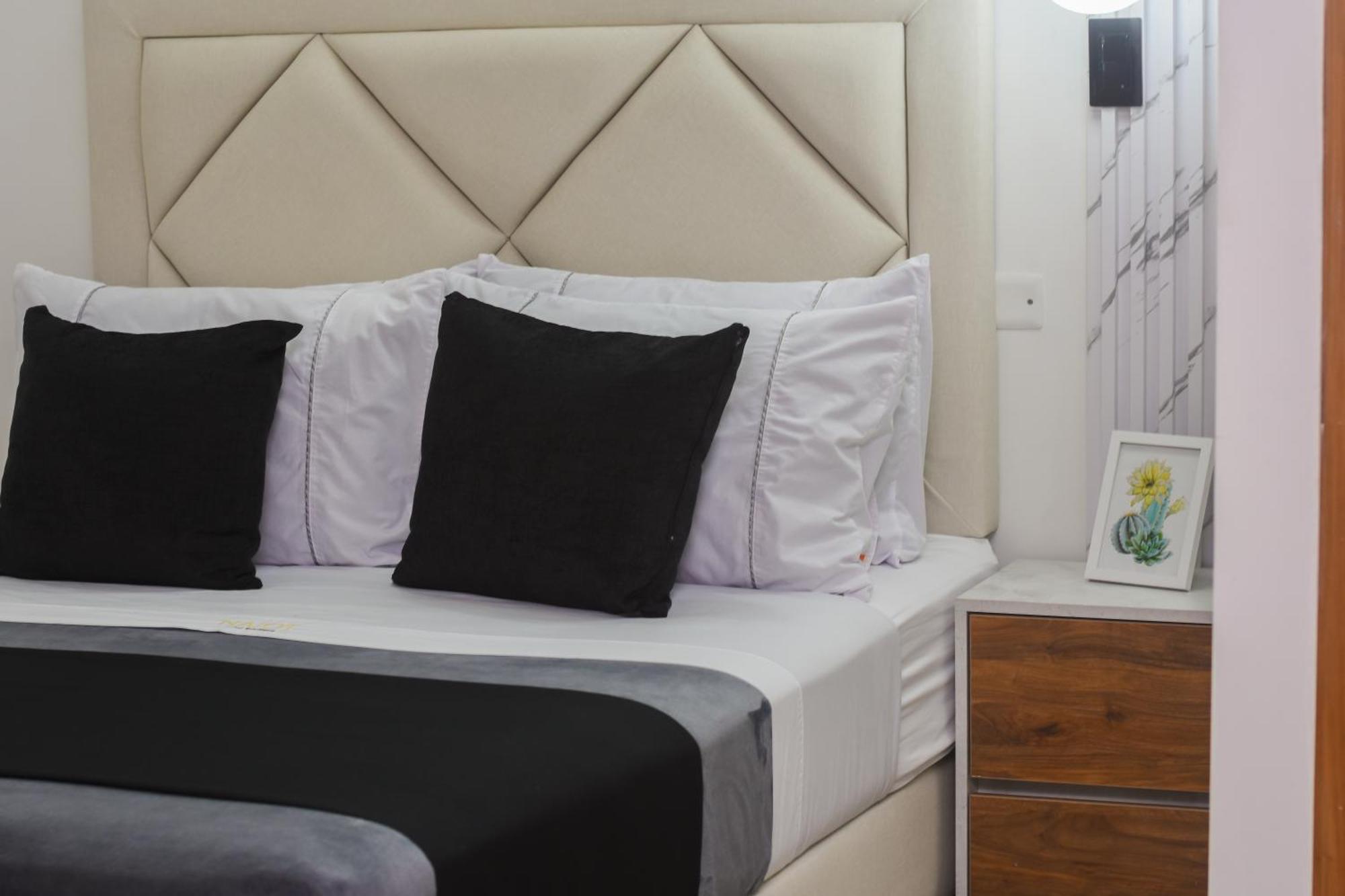 Naiot Hotel Boutique ميديلين المظهر الخارجي الصورة
